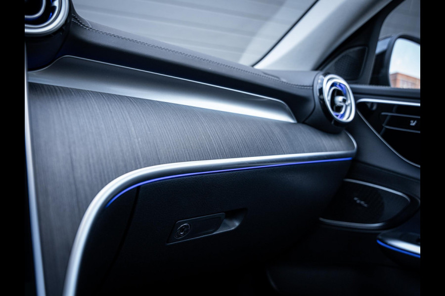 Mercedes-Benz C-Klasse C300 AMG Line - BTW l Pano l 360cam l Sfeerverlichting