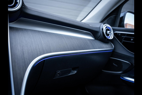 Mercedes-Benz C-Klasse C300 AMG Line - BTW l Pano l 360cam l Sfeerverlichting
