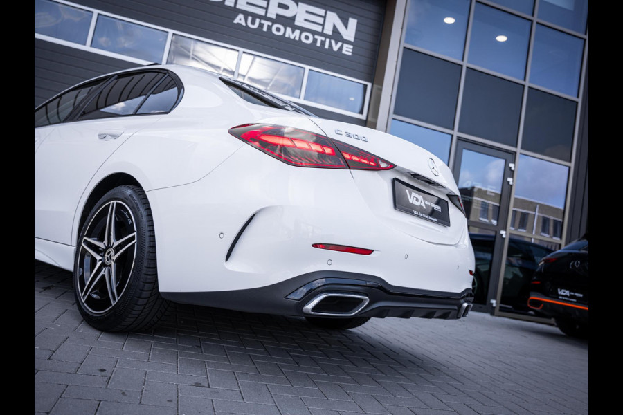 Mercedes-Benz C-Klasse C300 AMG Line - BTW l Pano l 360cam l Sfeerverlichting
