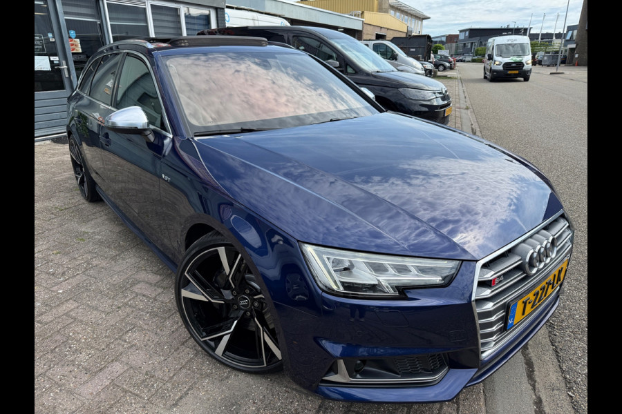Audi A4 Avant 3.0 TFSI S4 2018 QUATTRO PRO-LINE PLUS PANO MATRIX ALCANTA