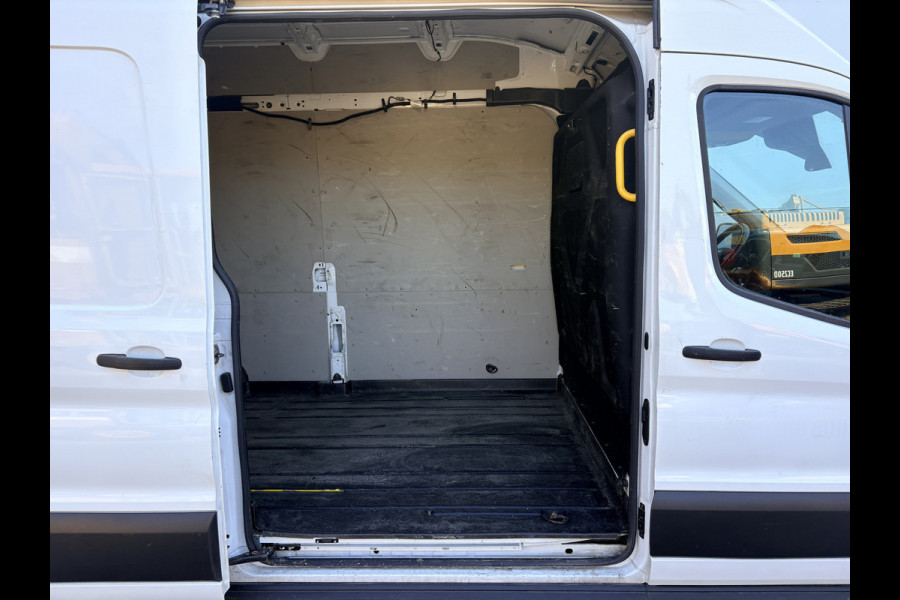 Ford Transit 350 2.0 TDCI 170PK L3H3 Airco Cruise Control Parkeersensoren v+a Voorruitverwarming