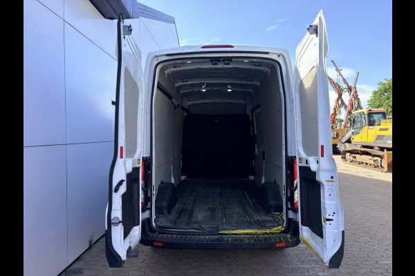 Ford Transit 350 2.0 TDCI 170PK L3H3 Airco Cruise Control Parkeersensoren v+a Voorruitverwarming