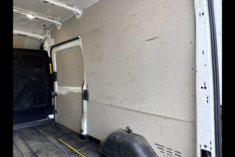 Ford Transit 350 2.0 TDCI 170PK L3H3 Airco Cruise Control Parkeersensoren v+a Voorruitverwarming