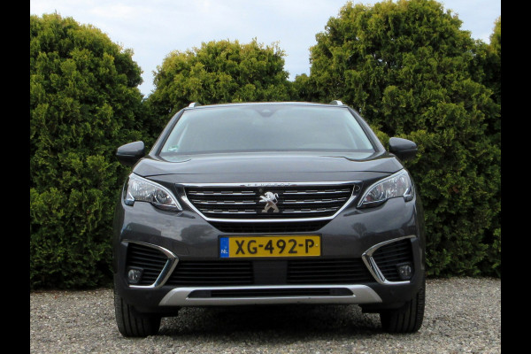 Peugeot 5008 1.2 PureTech Allure Automaat * 7-pers. * Panorama *