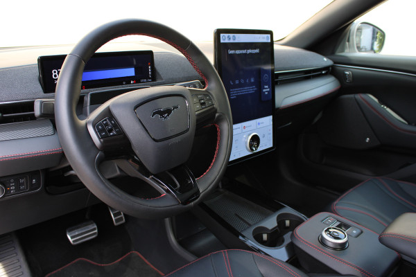 Ford Mustang Mach-E RWD 75 kWh | Panoramadak | B&O | Leder | Vol