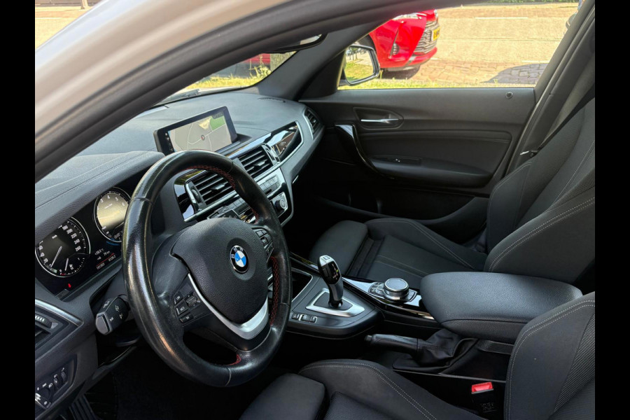 BMW 1-serie 118i SPORT EDITION/NAVI/CRUISE/DEALER ONDERHOUDEN