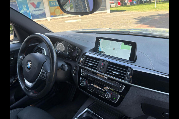 BMW 1-serie 118i SPORT EDITION/NAVI/CRUISE/DEALER ONDERHOUDEN