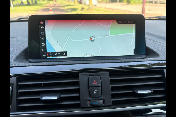 BMW 1-serie 118i SPORT EDITION/NAVI/CRUISE/DEALER ONDERHOUDEN