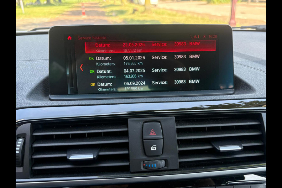BMW 1-serie 118i SPORT EDITION/NAVI/CRUISE/DEALER ONDERHOUDEN