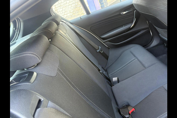 BMW 1-serie 118i SPORT EDITION/NAVI/CRUISE/DEALER ONDERHOUDEN