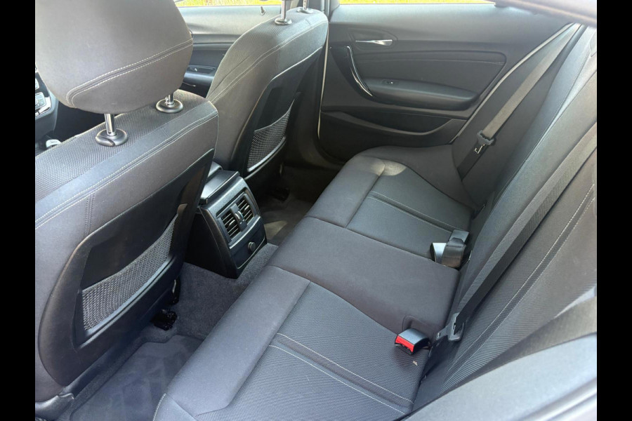 BMW 1-serie 118i SPORT EDITION/NAVI/CRUISE/DEALER ONDERHOUDEN