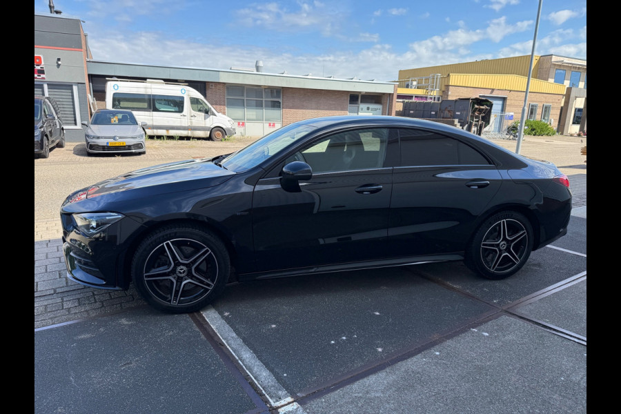Mercedes-Benz CLA-Klasse 250 e Business Solution AMG LIMITED LEDER ALCANT