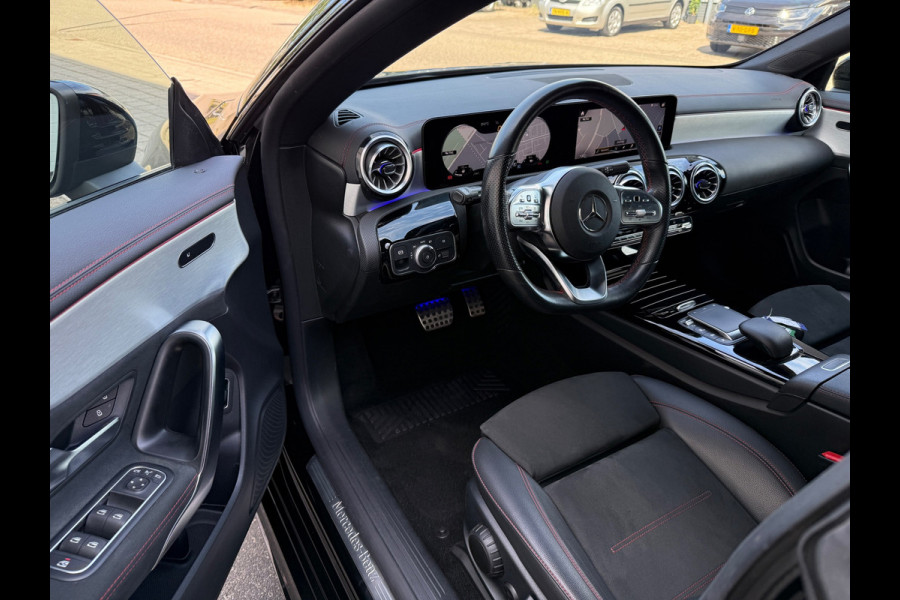 Mercedes-Benz CLA-Klasse 250 e Business Solution AMG LIMITED LEDER ALCANT