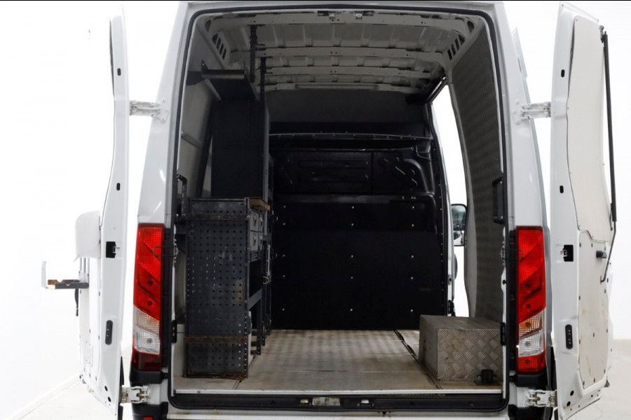 Iveco Daily 35C14 136pk L2H2 Dubbel Lucht/Luchtvering/Inrichting/Trekhaak 3500kg 10-2020