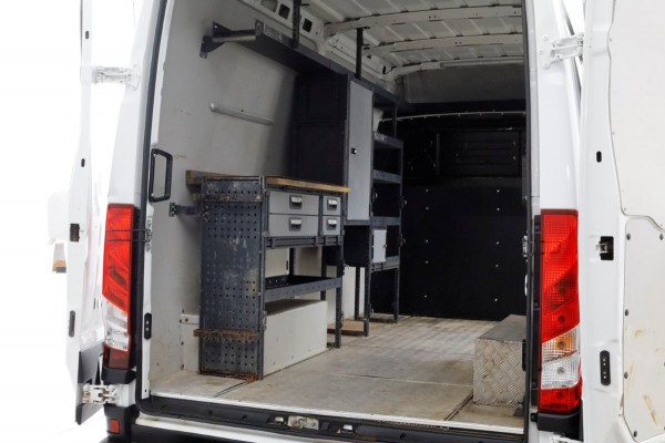 Iveco Daily 35C14 136pk L2H2 Dubbel Lucht/Luchtvering/Inrichting/Trekhaak 3500kg 10-2020