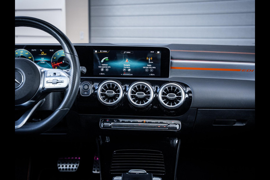 Mercedes-Benz CLA-Klasse Shooting Brake CLA220 Premium Plus - Orange Edit. l Pano l Memory l Sfeerverl.