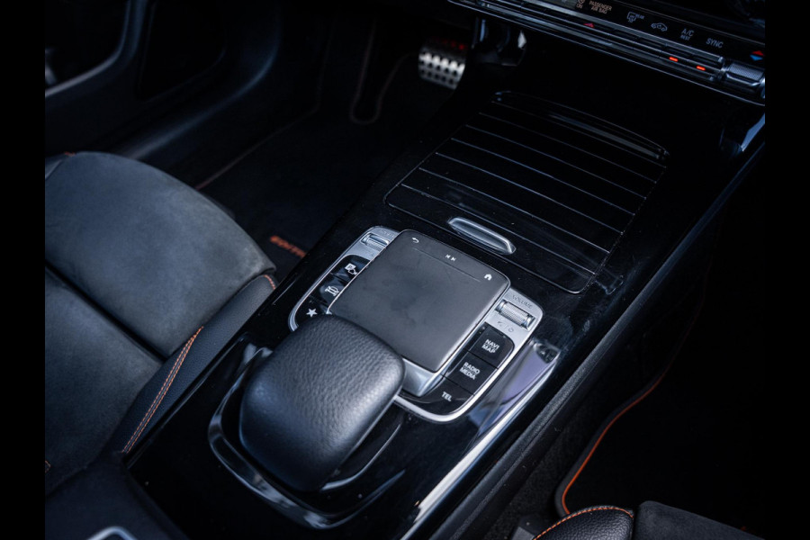 Mercedes-Benz CLA-Klasse Shooting Brake CLA220 Premium Plus - Orange Edit. l Pano l Memory l Sfeerverl.