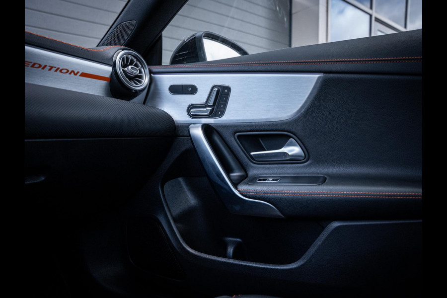Mercedes-Benz CLA-Klasse Shooting Brake CLA220 Premium Plus - Orange Edit. l Pano l Memory l Sfeerverl.