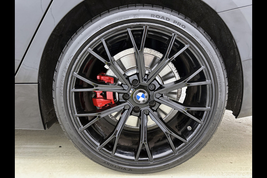 BMW 3 Serie Touring 320e Business Edition Plus(NL-auto, Goed OnderH, Carplay, Trekhaak, Camera, Navi Pro, StoelV, Etc)