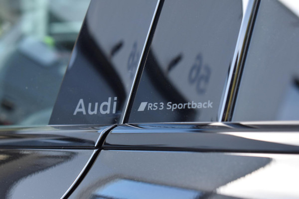 Audi RS3 Sportback 2.5 TFSI RS 3 quattro Hulk Sonos HUD Pano