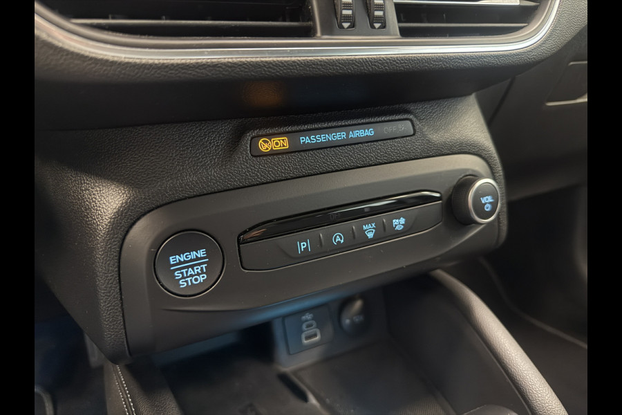 Ford FOCUS Wagon 1.0 EcoBoost Hybrid Active X ACC PDC Camera NAP 24 Maanden garantie* (Vraag naar de voorwaarden)