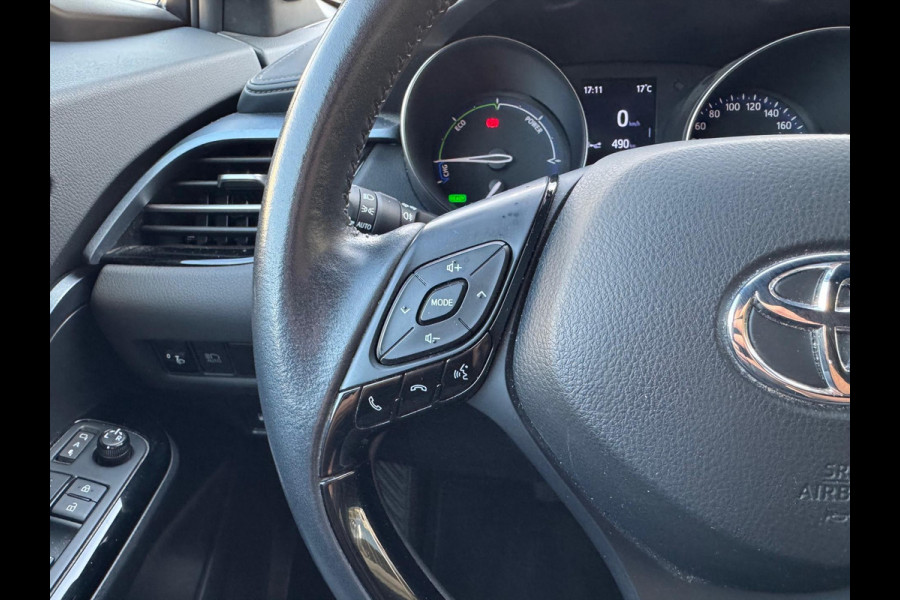 Toyota C-HR 1.8 Hybrid First Edition | Trekhaak, JBL, Apple CarPlay/Android auto, Dodehoekherkenning, Parkeersensoren, Stoelverwarming, LED