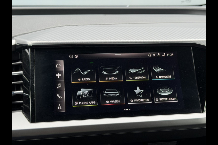 Audi Q4 e-tron BWJ 2022 | 35 Launch edition Advanced 55 kWh | SPORTSTOELEN | CARPLAY | CLIMA | STOELVERW | CAMERA A | PDC 2X | LICHTMETAAL |