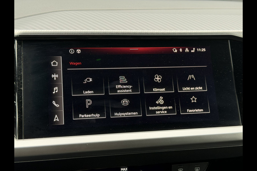 Audi Q4 e-tron BWJ 2022 | 35 Launch edition Advanced 55 kWh | SPORTSTOELEN | CARPLAY | CLIMA | STOELVERW | CAMERA A | PDC 2X | LICHTMETAAL |