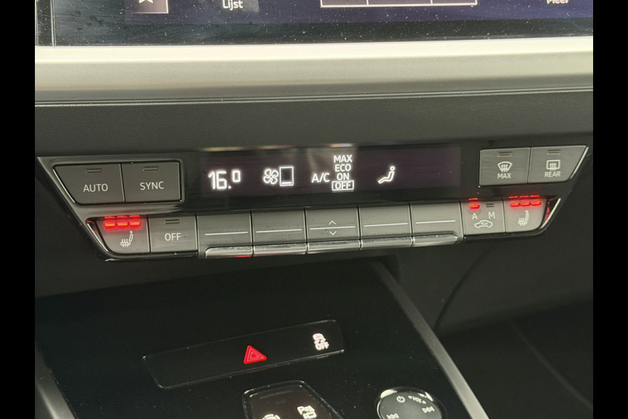 Audi Q4 e-tron BWJ 2022 | 35 Launch edition Advanced 55 kWh | SPORTSTOELEN | CARPLAY | CLIMA | STOELVERW | CAMERA A | PDC 2X | LICHTMETAAL |