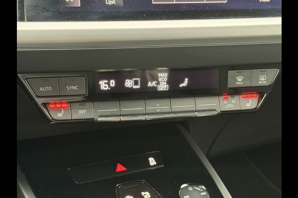Audi Q4 e-tron BWJ 2022 | 35 Launch edition Advanced 55 kWh | SPORTSTOELEN | CARPLAY | CLIMA | STOELVERW | CAMERA A | PDC 2X | LICHTMETAAL |