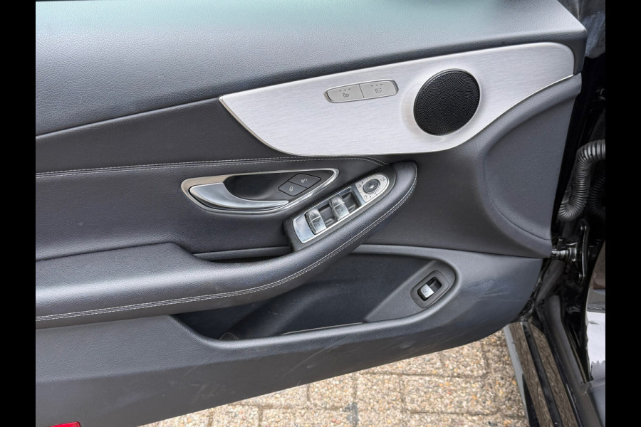 Mercedes-Benz C-Klasse Cabrio 180 Premium Plus Pack AMG | Navigatie | Clima | Nek verwarming | Airscarf | Trekhaak |18" breedset.