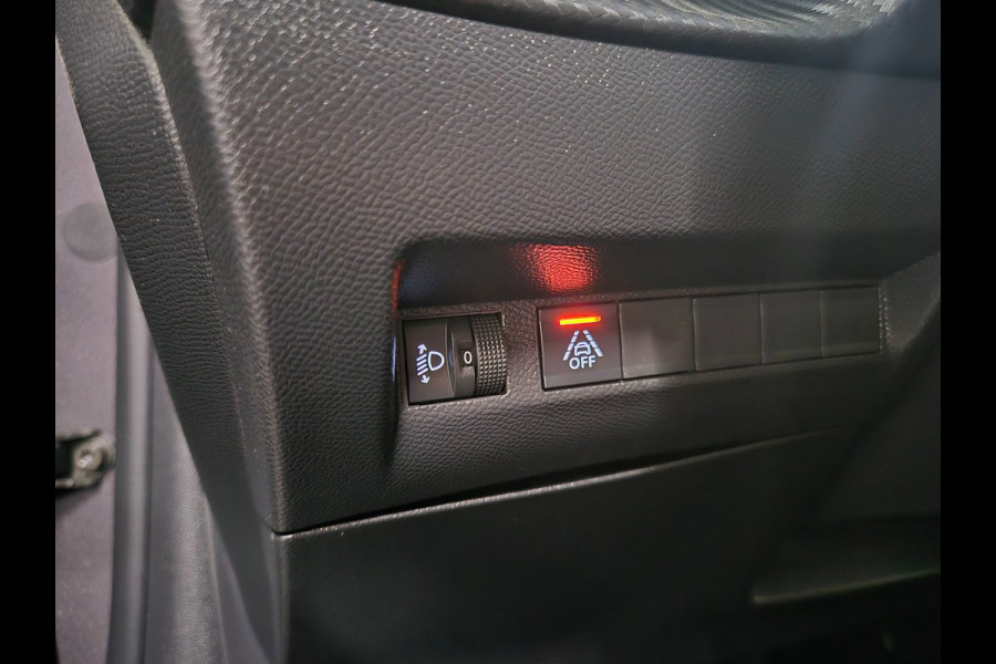 Peugeot 208 1.2 PureTech Active Pack Automaat Carplay LED