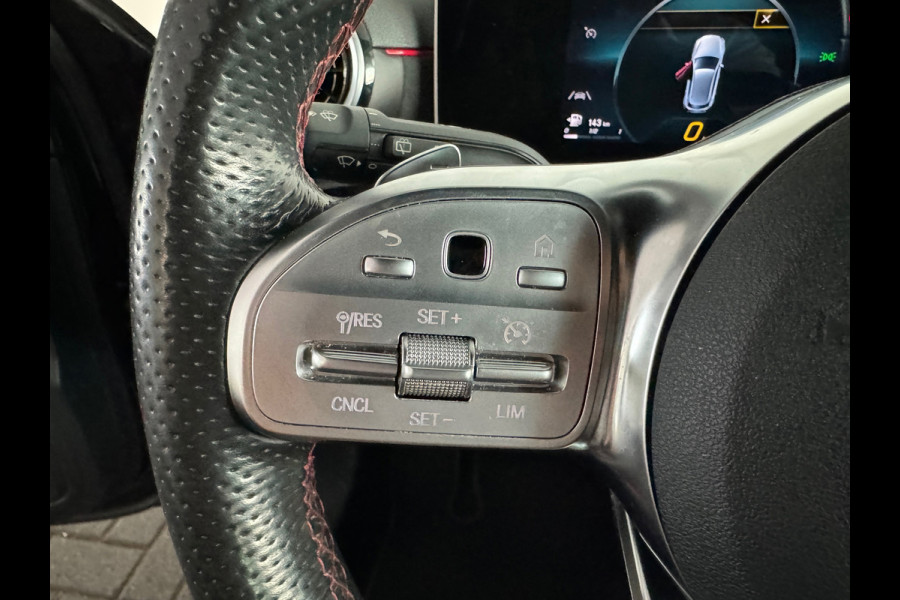 Mercedes-Benz A-Klasse 200 AMG Camera|CarPlay|Stoelverwarming