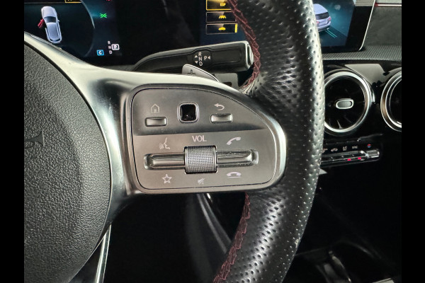 Mercedes-Benz A-Klasse 200 AMG Camera|CarPlay|Stoelverwarming