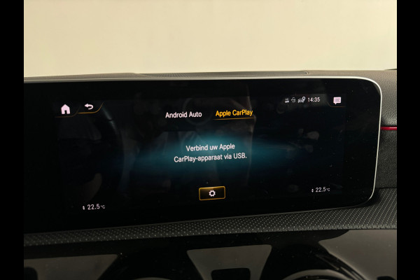 Mercedes-Benz A-Klasse 200 AMG Camera|CarPlay|Stoelverwarming
