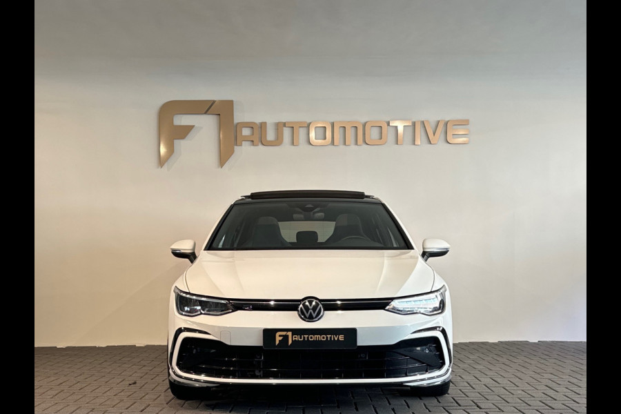Volkswagen Golf 1.5 eTSI R Line Pano|Sfeer|Dodehoek|Camera