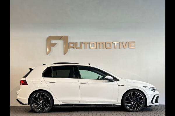 Volkswagen Golf 1.5 eTSI R Line Pano|Sfeer|Dodehoek|Camera