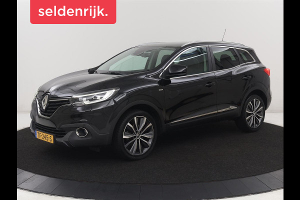 Renault Kadjar 1.2 TCe Bose | Panoramadak | Bluetooth | Cruise control | Climate control | Stoelverwarming | Bose Audio | Achteruitrij camera | Parkeersensoren | Navigatie