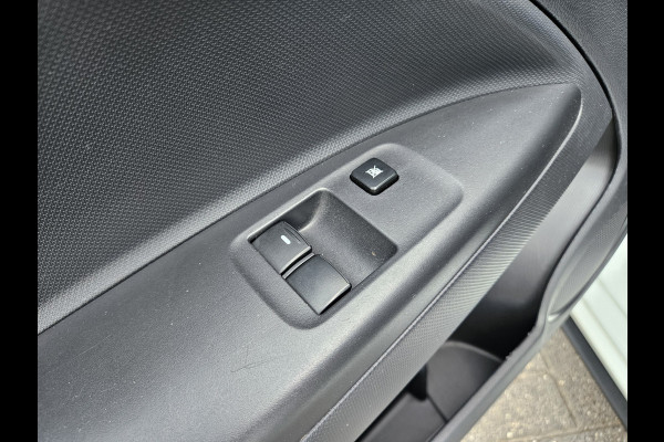 Mitsubishi Space Star 1.0 Cool+ Airco! Dealer Onderhouden! NAP! Nette Auto! 5-Deurs!