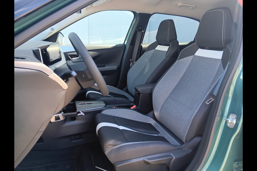 Opel Frontera 1.2 Turbo GS Hybrid 110 PK Automaat incl. afn. trekhaak en fabrieksgarantie!