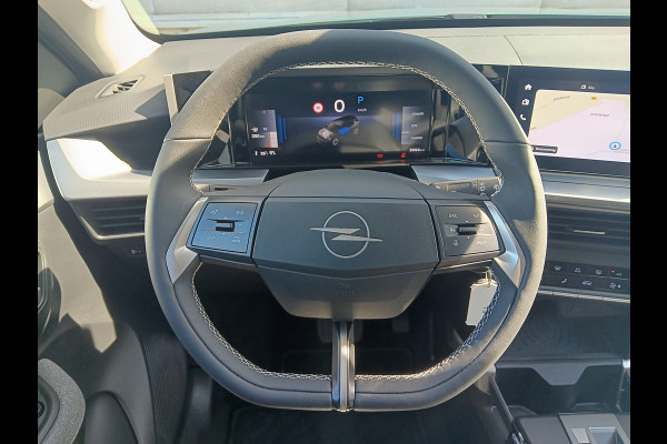 Opel Frontera 1.2 Turbo GS Hybrid 110 PK Automaat incl. afn. trekhaak en fabrieksgarantie!