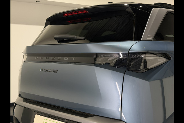 Peugeot E-5008 Allure 73 kWh 7p | Luxe Leder