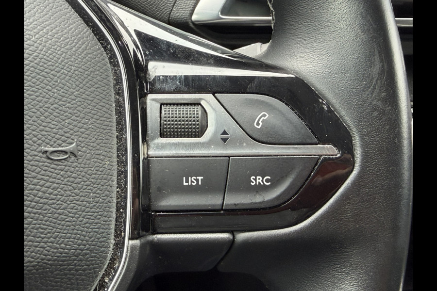 Peugeot 3008 BWJ 2021 | 1.2T 131PK Allure | CLIMA | NAVI | CARPLAY | CAMERA A | 18'' LMV | PRIVACY GLASS |