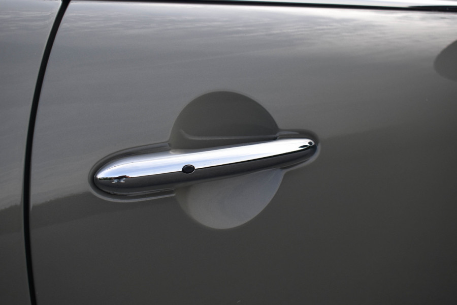 MINI 3-deurs 1.5 Cooper Chili | Xenon | Carplay | Navi | Sportstoelen