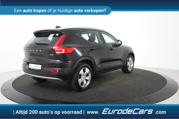 Volvo XC40 2.0 D3 Momentum *Navigatie*Trekhaak*Standkachel*