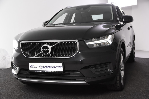 Volvo XC40 2.0 D3 Momentum *Navigatie*Trekhaak*Standkachel*