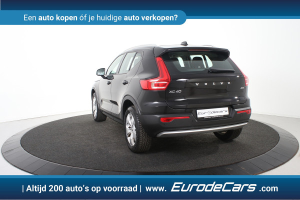 Volvo XC40 2.0 D3 Momentum *Navigatie*Trekhaak*Standkachel*