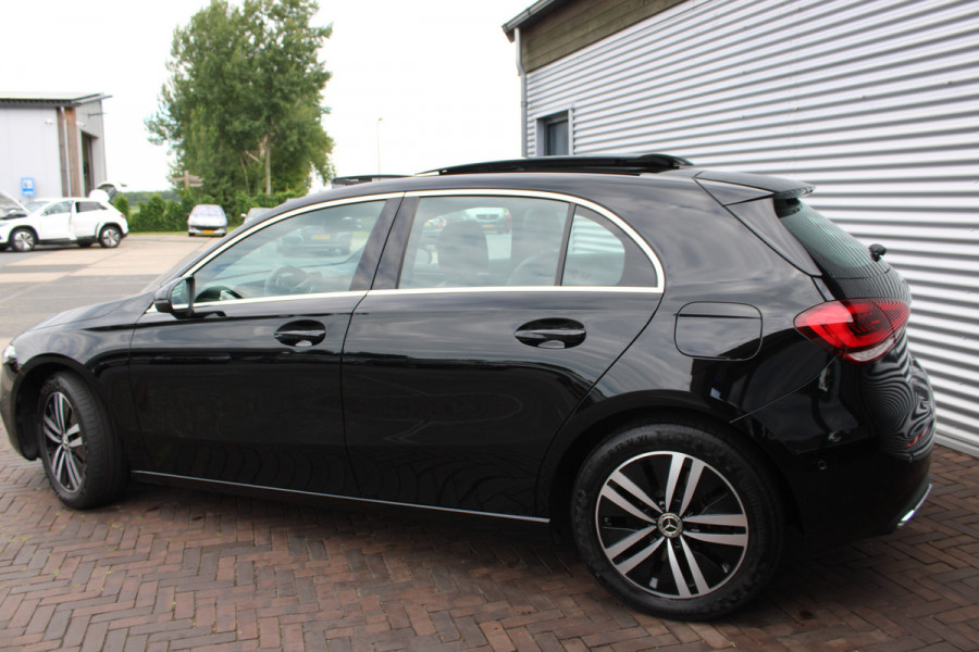 Mercedes-Benz A-Klasse 250 e Business Solution Luxury Limited panoramadak