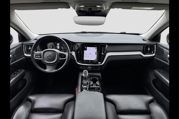 Volvo V60 2.0 T8 Recharge AWD Inscription | Pano | Trekhaak | Harman Kardon | Memory | Pilot Assist | Camera