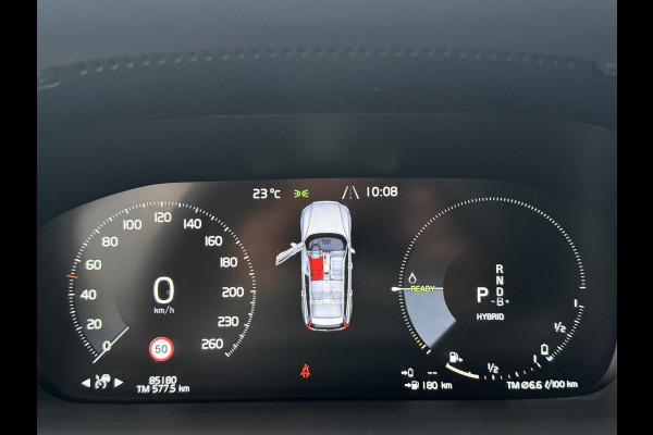 Volvo V60 2.0 T8 Recharge AWD Inscription | Pano | Trekhaak | Harman Kardon | Memory | Pilot Assist | Camera